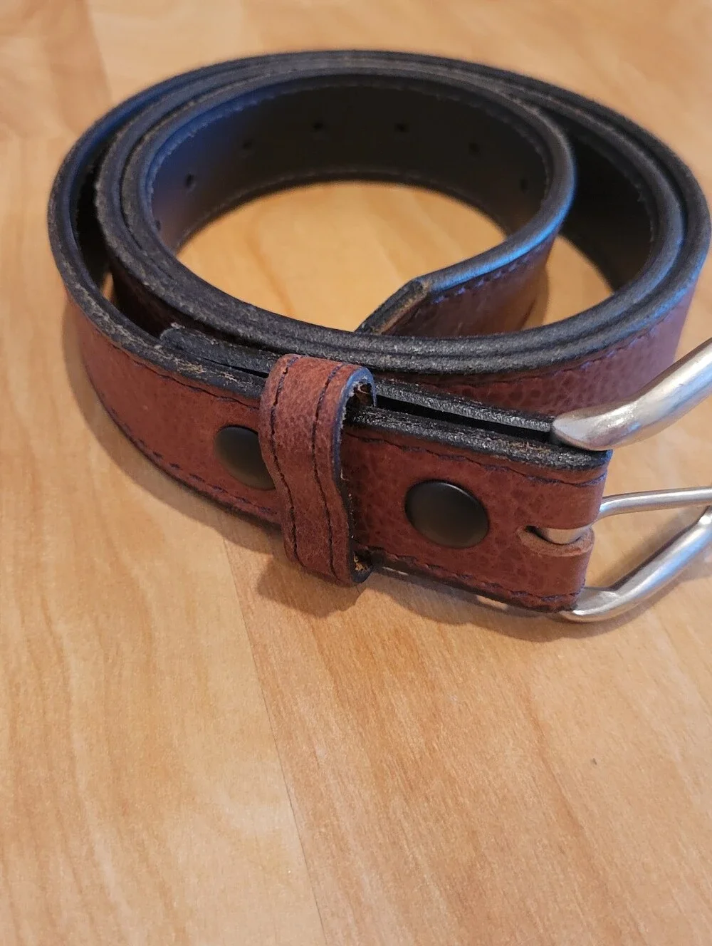Duluth Trading Co Men's Bison Leather Belt Brown Silver Buckle Size 44